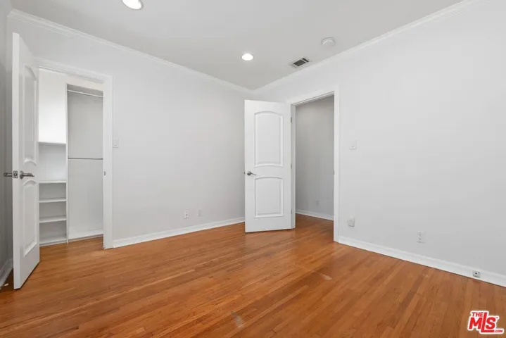 2030 Kelton Avenue, Los Angeles, California 90025