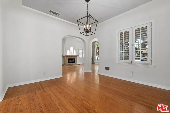 2030 Kelton Avenue, Los Angeles, California 90025