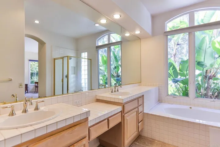 7163 Tern Place, Carlsbad, California 92011