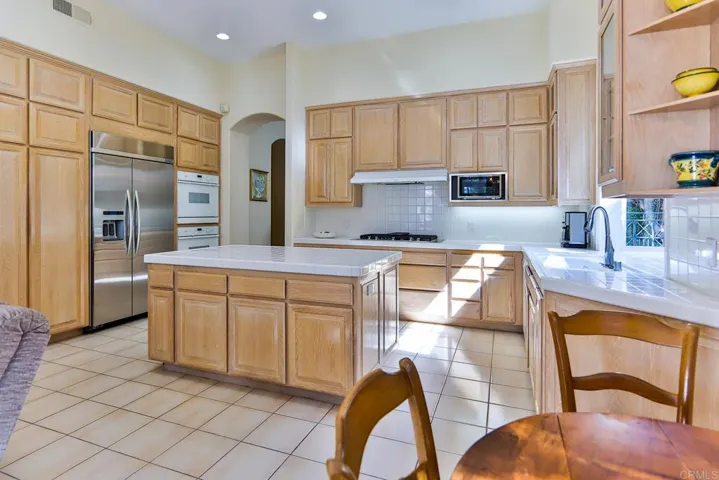 7163 Tern Place, Carlsbad, California 92011