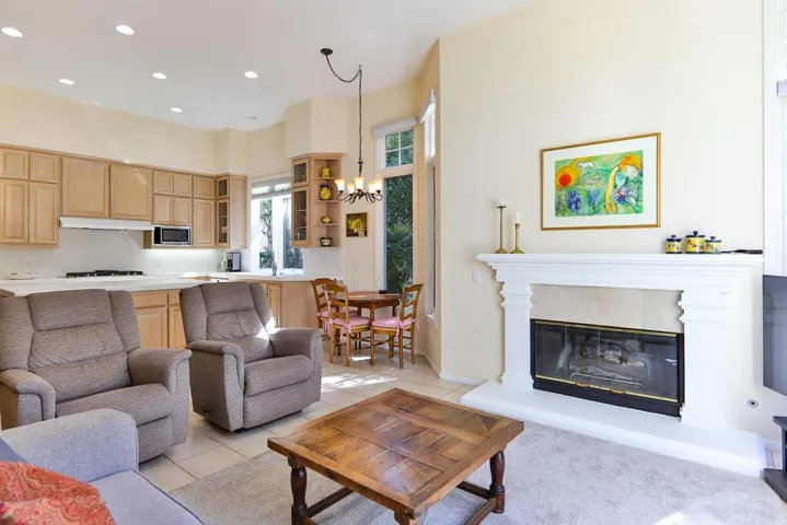 7163 Tern Place, Carlsbad, California 92011