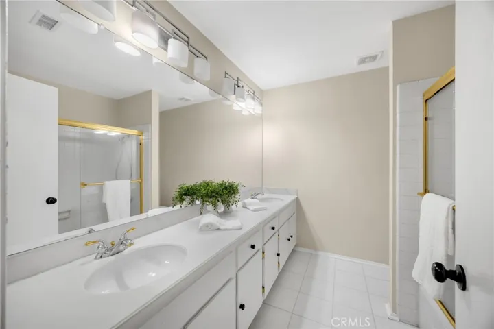 2226 Shadetree Circle, Brea, California 92821