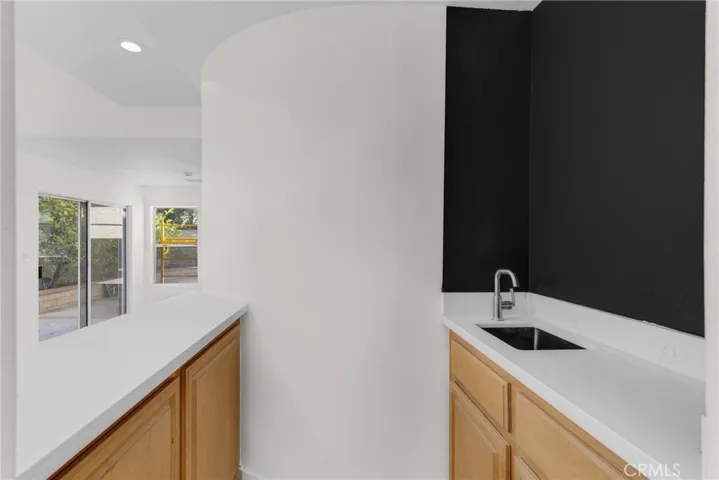 23234 Valerio, West Hills, California 91307