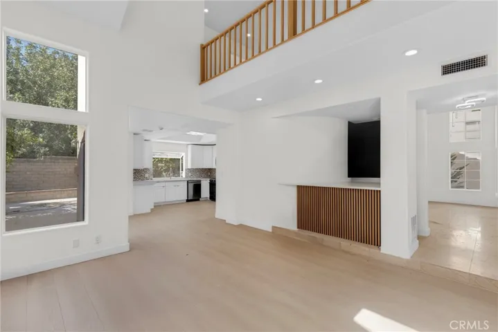 23234 Valerio, West Hills, California 91307