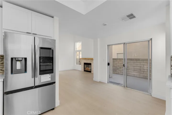 23234 Valerio, West Hills, California 91307