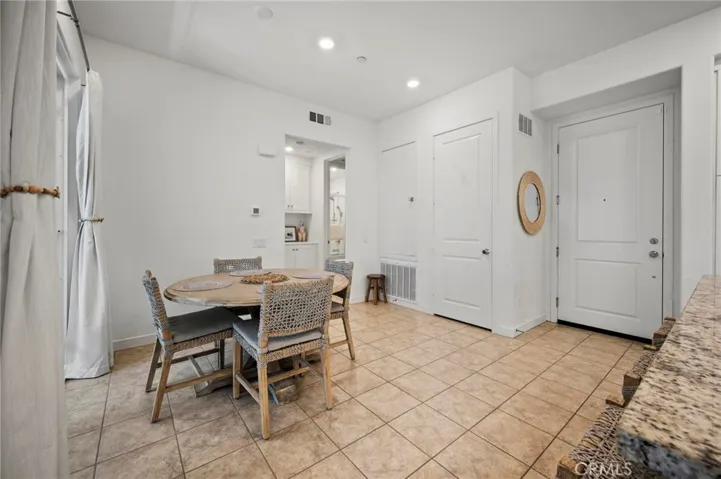 27410 Merlin Place 203, Valencia, California 91381