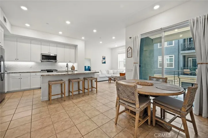 27410 Merlin Place 203, Valencia, California 91381