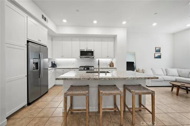 27410 Merlin Place 203, Valencia, California 91381