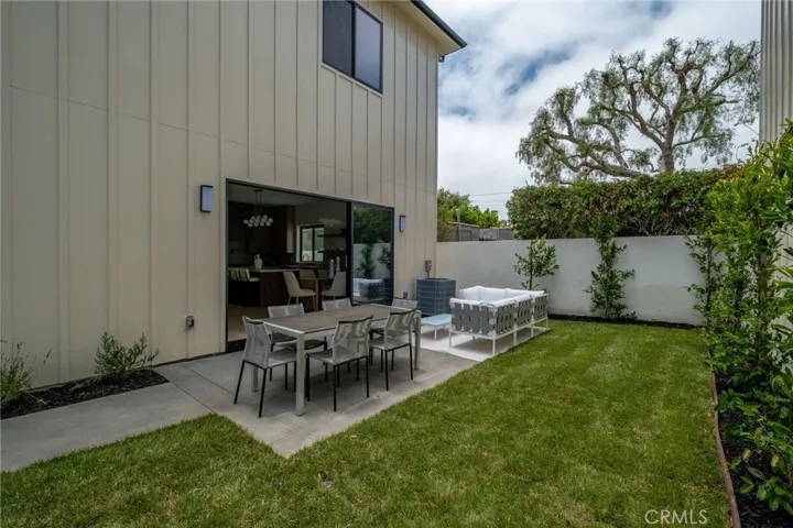 2307 Huntington Ln A, Redondo Beach, California 90278