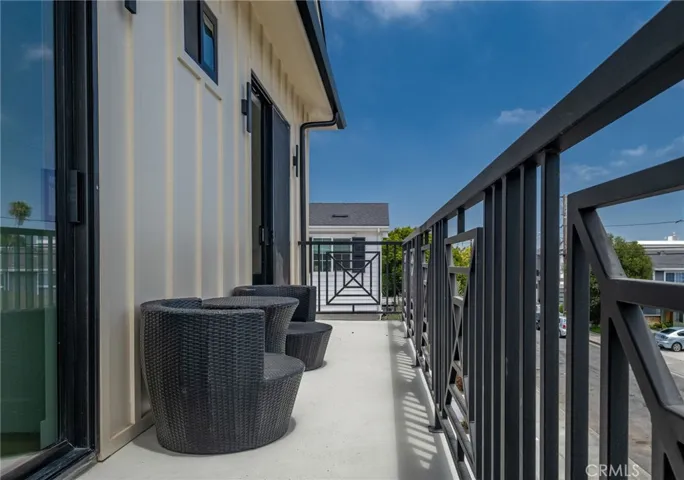 Primary Bedroom - Balcony