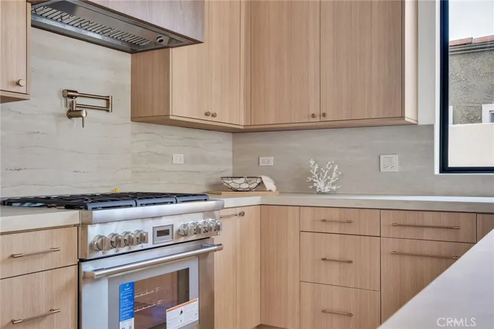 2307 Huntington Ln A, Redondo Beach, California 90278