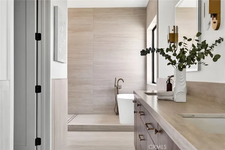 2307 Huntington Ln A, Redondo Beach, California 90278