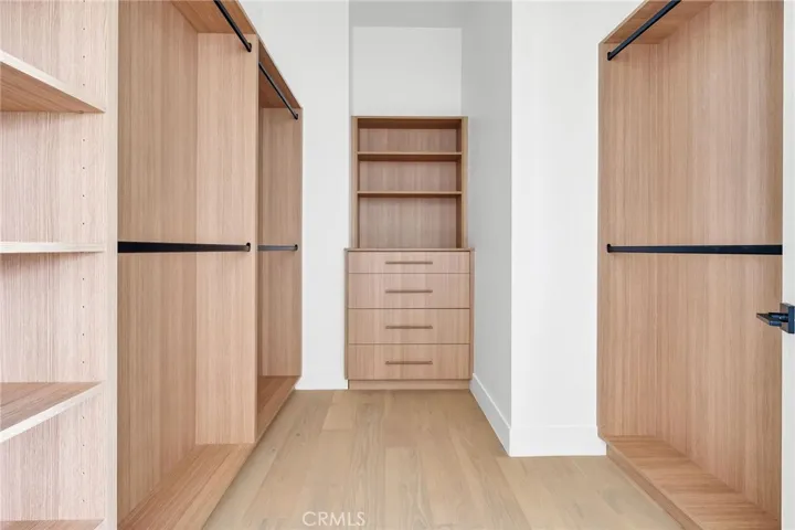 Primary - Walk-in Closet
