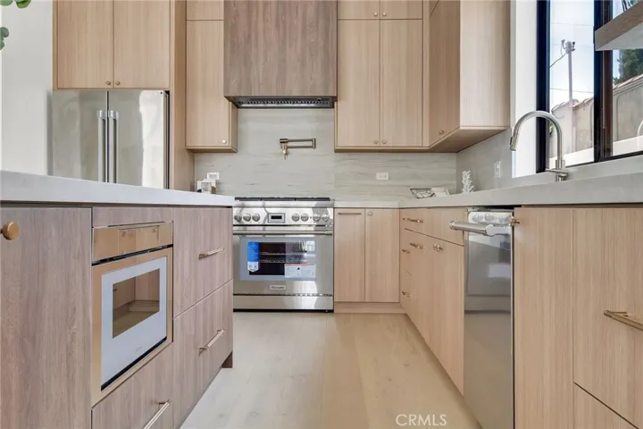 2307 Huntington Ln A, Redondo Beach, California 90278
