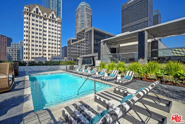 727 W 7th Street 506, Los Angeles, California 90017
