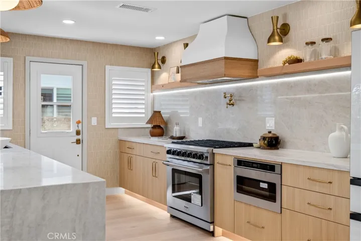 6272 Chinook, Westminster, California 92683
