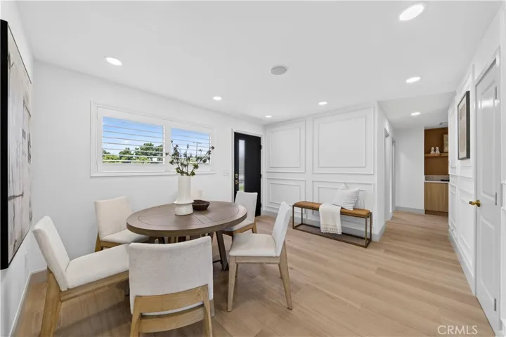 6272 Chinook, Westminster, California 92683