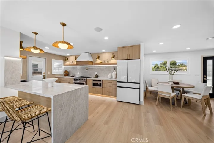 6272 Chinook, Westminster, California 92683