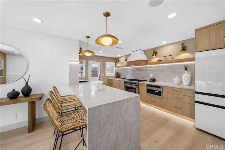 6272 Chinook, Westminster, California 92683