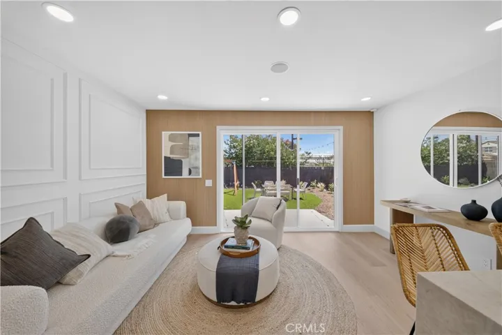 6272 Chinook, Westminster, California 92683