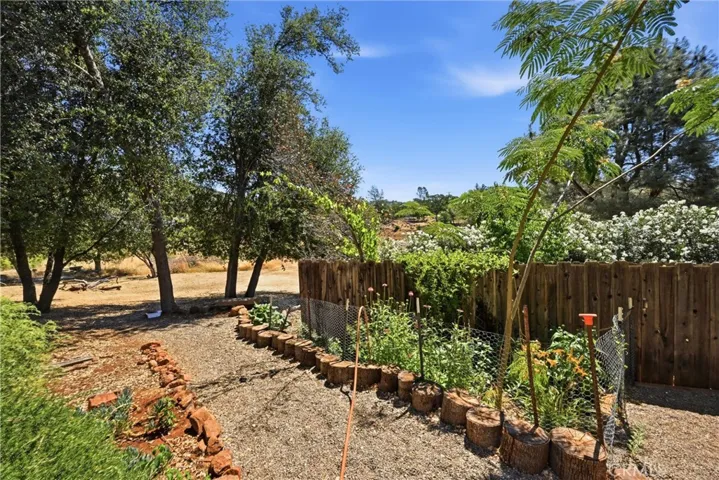 16542 Crescent Court, Hidden Valley Lake, California 95467