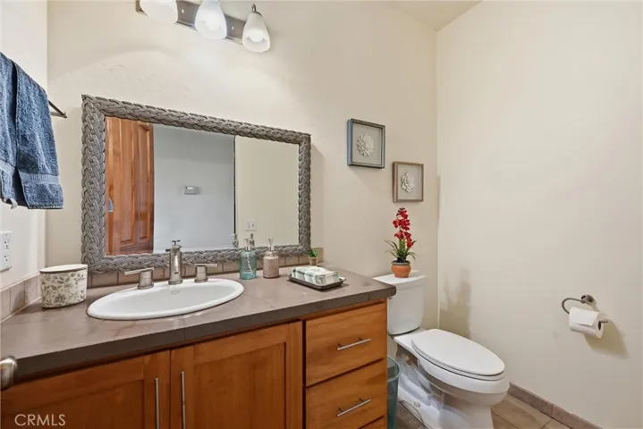 16542 Crescent Court, Hidden Valley Lake, California 95467
