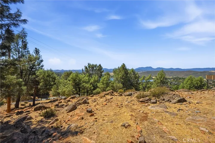 16542 Crescent Court, Hidden Valley Lake, California 95467