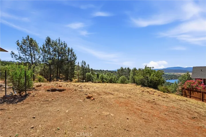 16542 Crescent Court, Hidden Valley Lake, California 95467