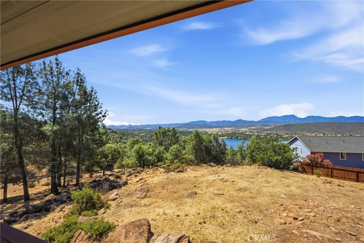 16542 Crescent Court, Hidden Valley Lake, California 95467