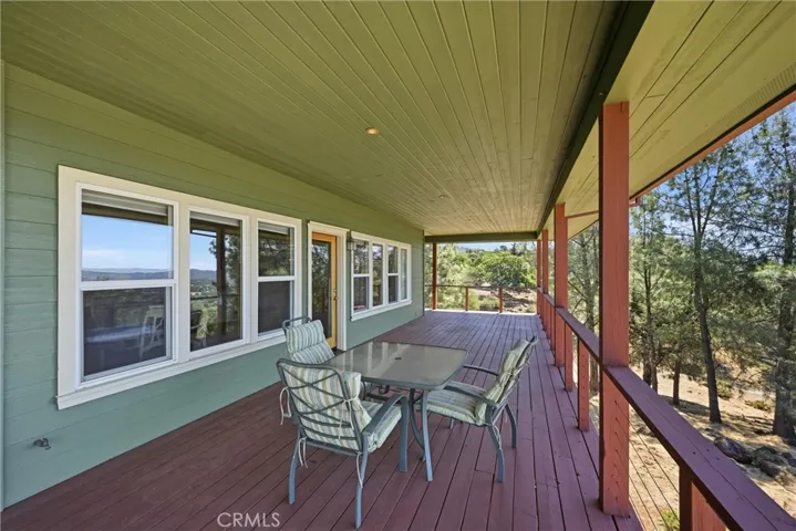 16542 Crescent Court, Hidden Valley Lake, California 95467