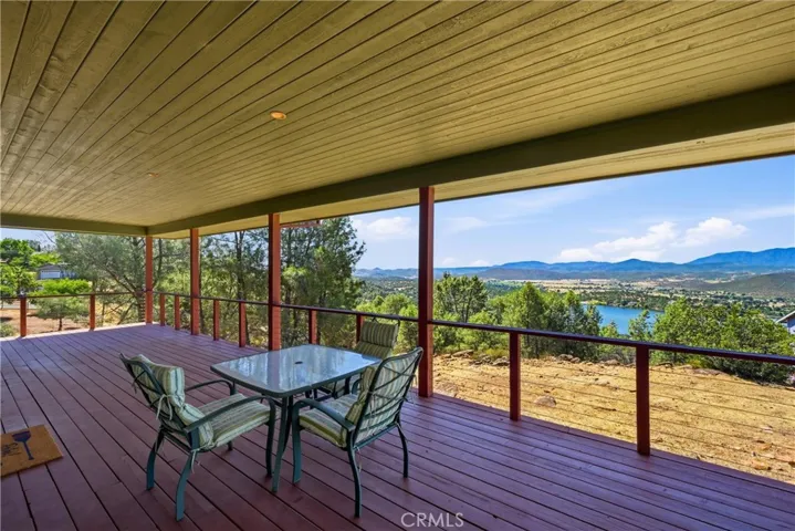 16542 Crescent Court, Hidden Valley Lake, California 95467