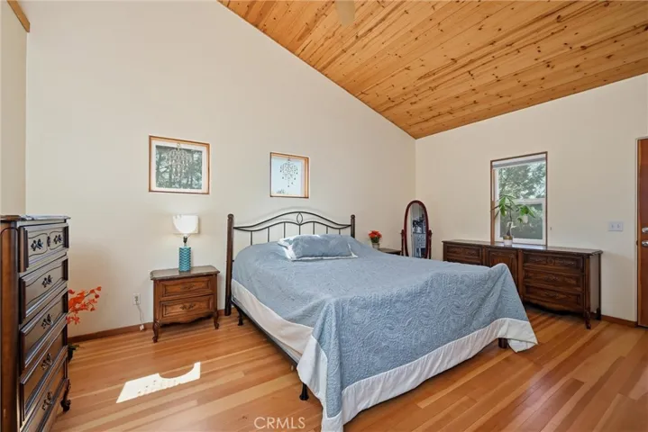 16542 Crescent Court, Hidden Valley Lake, California 95467