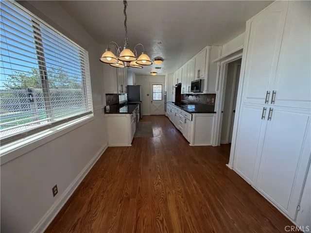 20 Hill Top Terrace, Barstow, California 92311