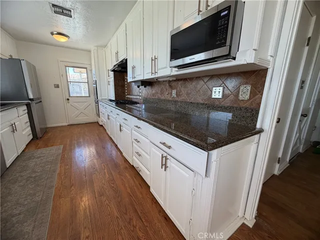 20 Hill Top Terrace, Barstow, California 92311