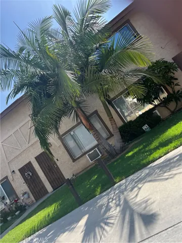 7303 Exeter 212, Paramount, California 90723