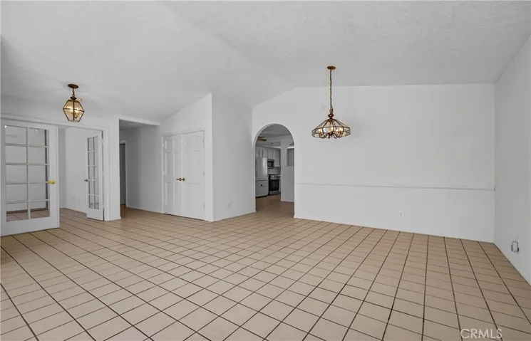 10658 9th Avenue, Hesperia, California 92345
