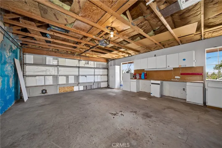 10658 9th Avenue, Hesperia, California 92345