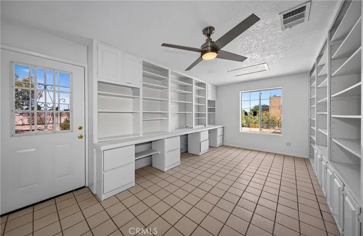 10658 9th Avenue, Hesperia, California 92345
