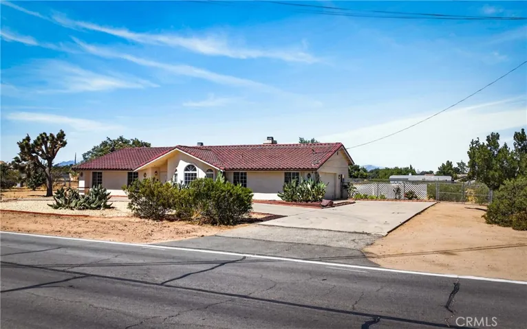 10658 9th Avenue, Hesperia, California 92345