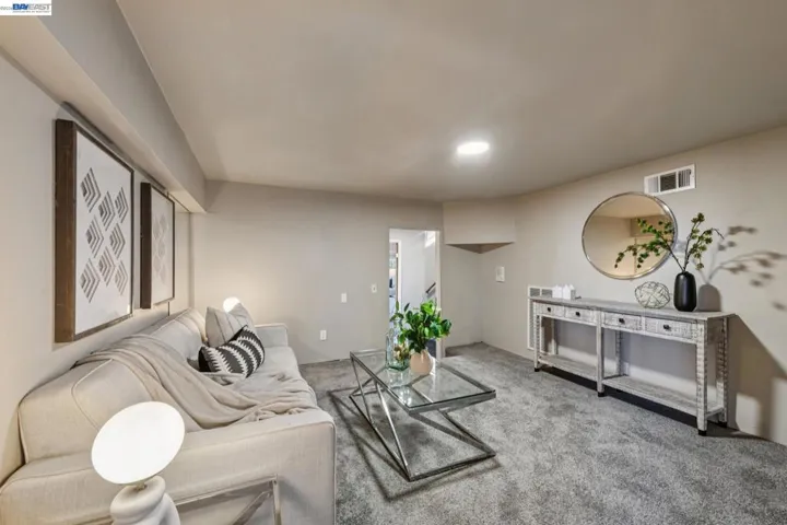 15 Surmont Ct, Lafayette, California 94549
