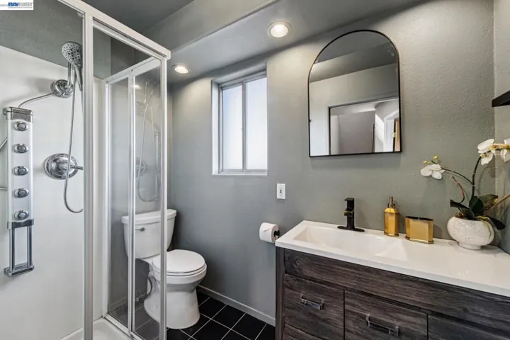 15 Surmont Ct, Lafayette, California 94549