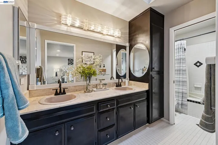 15 Surmont Ct, Lafayette, California 94549