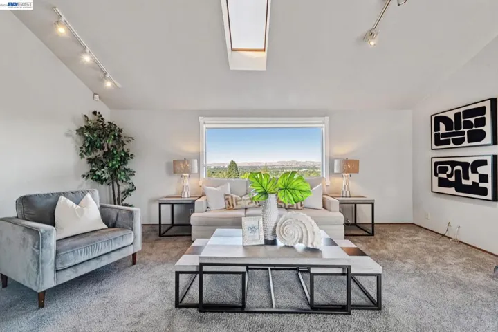 15 Surmont Ct, Lafayette, California 94549