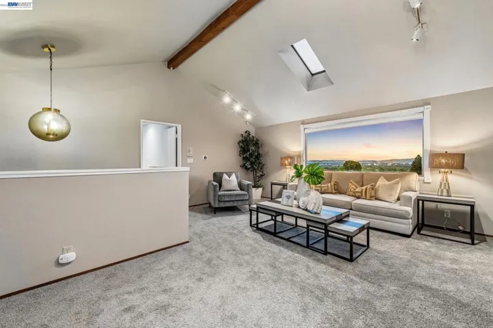 15 Surmont Ct, Lafayette, California 94549