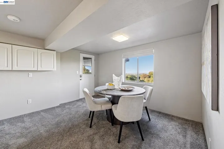 15 Surmont Ct, Lafayette, California 94549