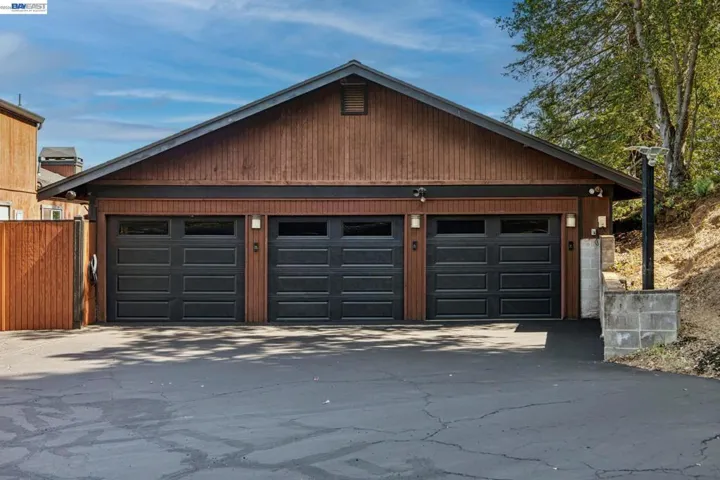 15 Surmont Ct, Lafayette, California 94549