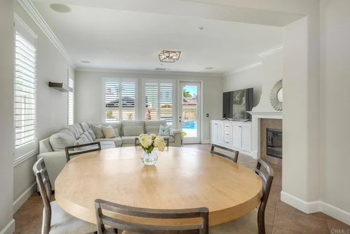 7438 Los Brazos, San Diego, California 92127