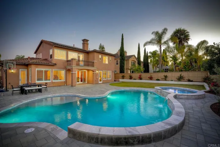 7438 Los Brazos, San Diego, California 92127