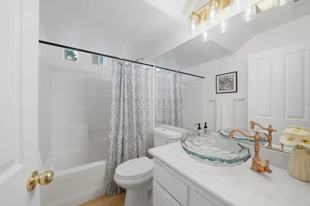 Down stairs bathroom
