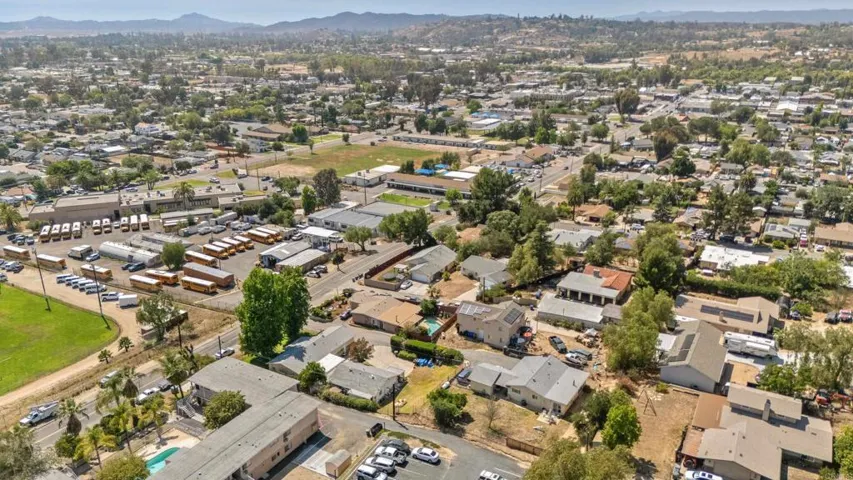 722 8th Street, Ramona, California 92065